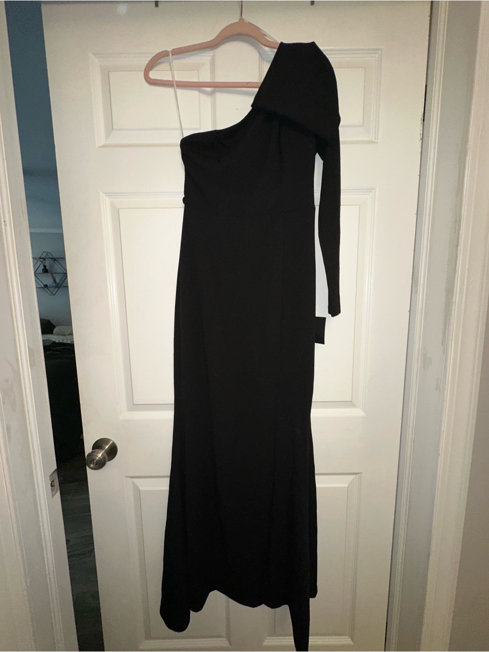 Lulu's Black One-Shoulder Gown